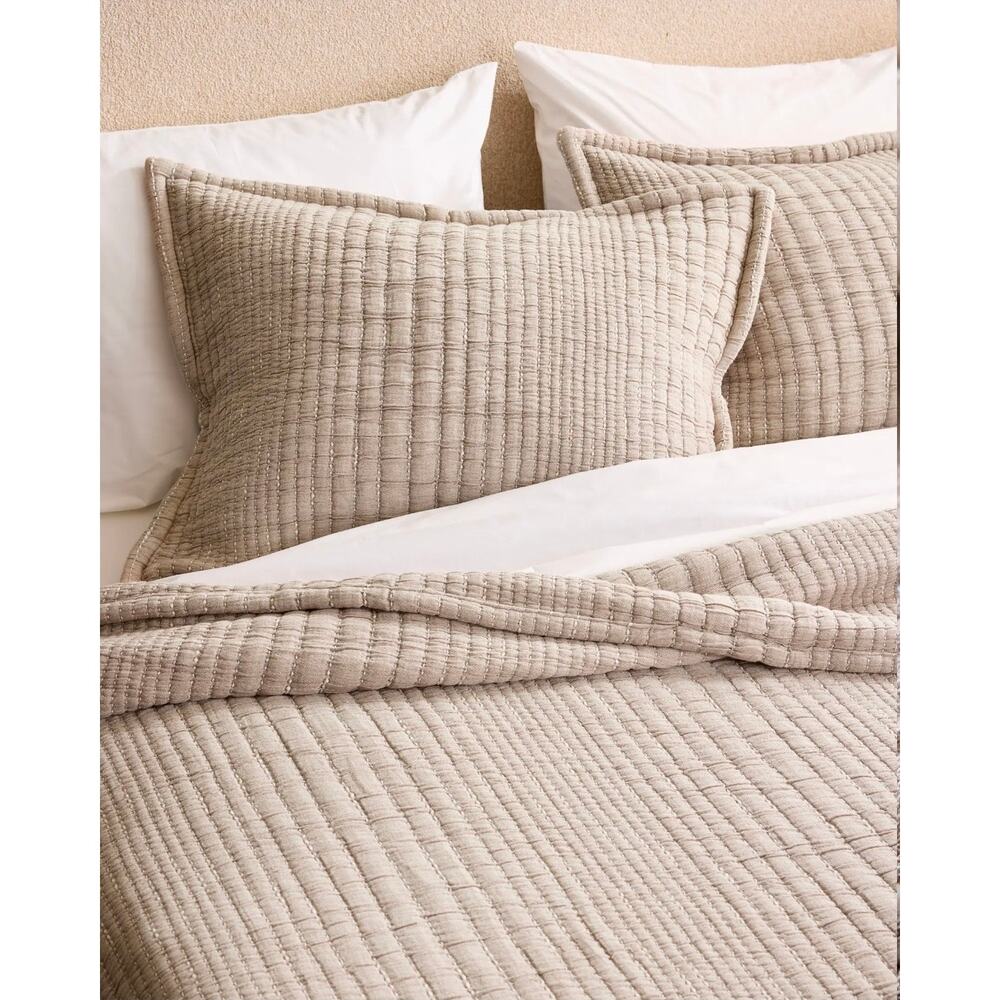 NWOT Quince 100% Organic Cotton Channel Stitch Coverlet Set King Cal King Taupe - Picture 5 of 10